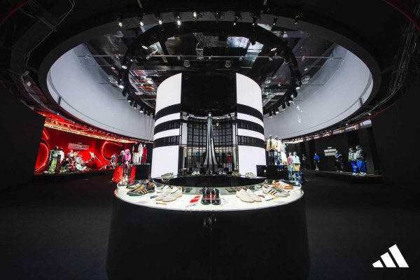 银铺子配资 从“中国市场”到“中国创造”，阿迪达斯本土化成果集中亮相上海时装周